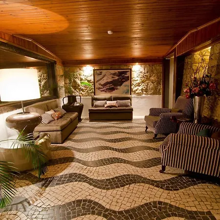 Estalagem Muchaxo Hotel